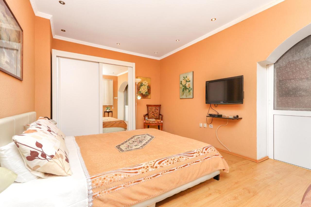 Villa Lastva Apartments ティヴァト エクステリア 写真