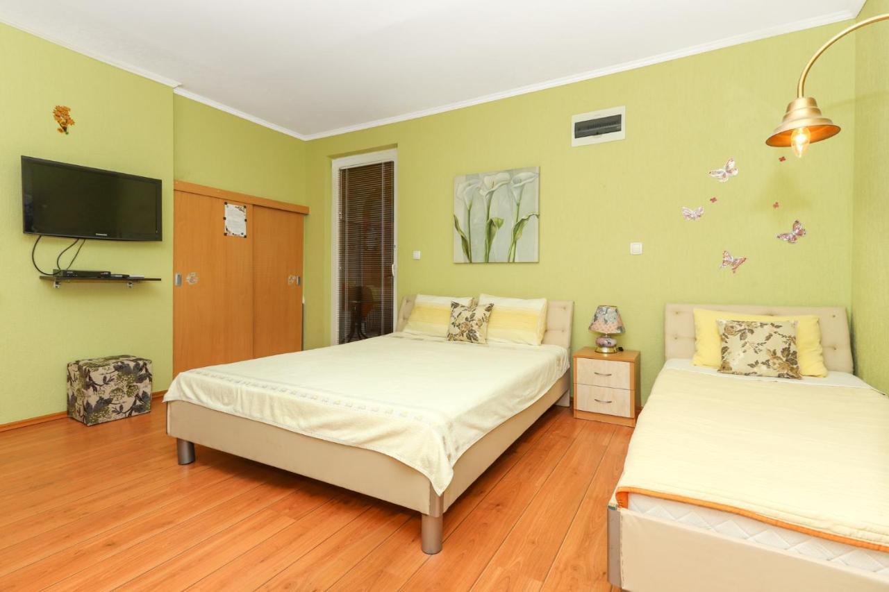 Villa Lastva Apartments ティヴァト エクステリア 写真