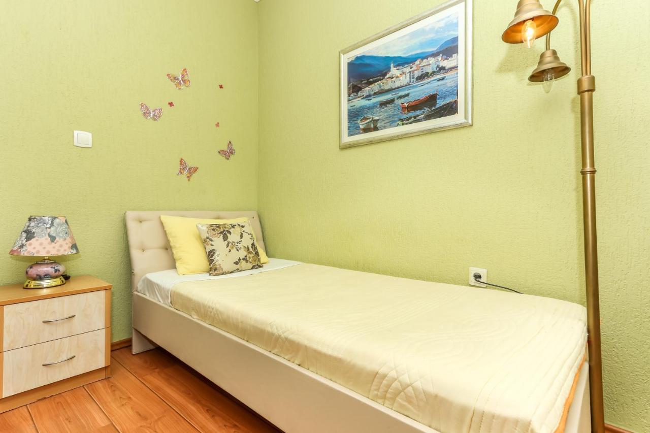 Villa Lastva Apartments ティヴァト エクステリア 写真